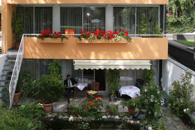 Ansicht des Hotels Unterfeldhaus: Terrasse