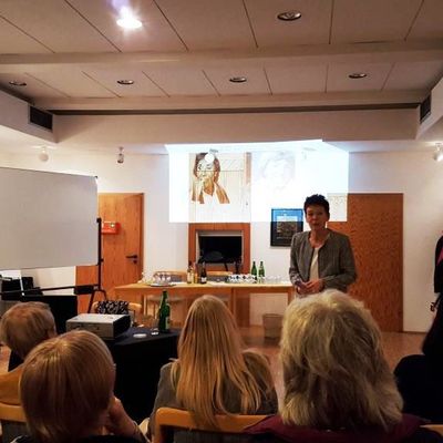 Vortrag anlässlich des Internationalen Frauentages des Frauenforums FrauKe im Frankenheim Saal