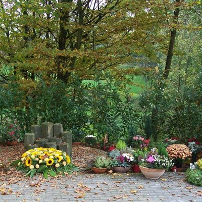 Gedenkplatz des Anonymen Grabfeldes auf dem Parkfriedhof Neandertal