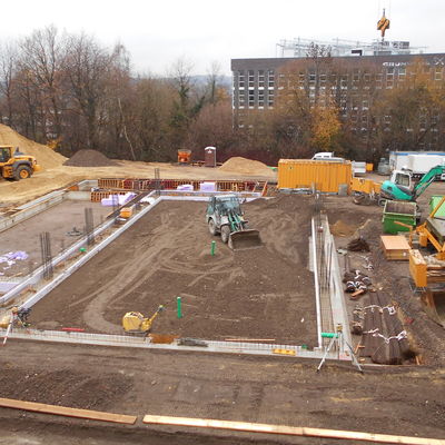 Bauarbeiten auf dem Grundstück an der Kreuzstraße.