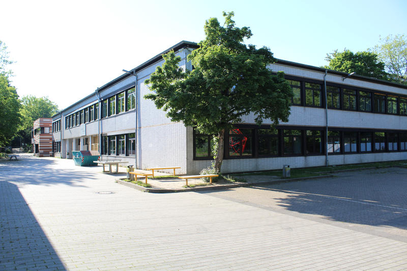 Das Gebäude der Realschule Hochdahl im Schulzentrum Rankestraße.