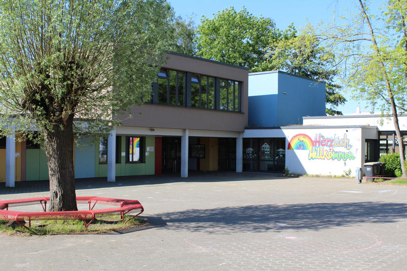 Der Unterfeldhauser Standort der Grundschule Regenbogenschule.