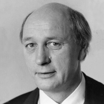 Bernd Sundhoff war von 1990 bis 1999 Stadtdirektor der Stadt Erkrath und leitete die Verwaltung.