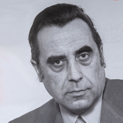 Hans Weyer (SPD) übernahm von 1972 bis 1974 das Amt des Bürgermeisters der Stadt Erkrath. Seine Amtszeit endete am Tag vor der Kommunalen Neugliederung am 01.01.1975.