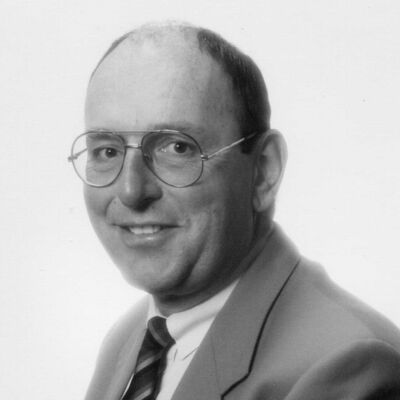 Helmut Günter war von 1982 bis 1990 Stadtdirektor der Stadt Erkrath und leitete die Verwaltung.