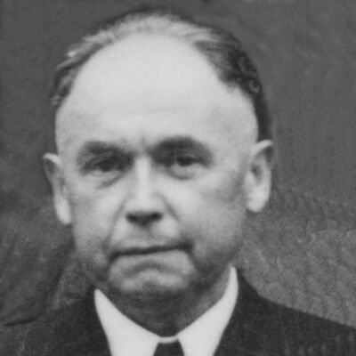 Wilhelm Broch war von 1945 bis 1946 Bürgermeister der Gemeinde Erkrath und wechselte von 1946 bis 1953 in das Amt des Stadtdirektors.