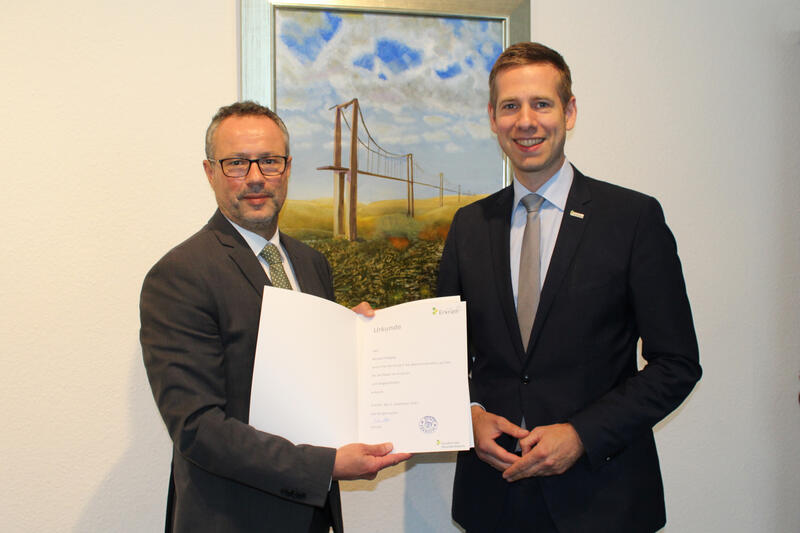 Der neue Beigeordnete Michael Pfleging wurde am 01.09.2021 von Bürgermeister Christoph Schultz (r.) im Erkrather Rathaus begrüßt.