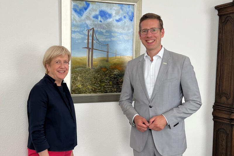 Erkraths Bürgermeister Christoph Schultz empfing die Landtagsabgeordnete Elisabeth Müller-Witt im Rathaus zum Antrittsbesuch.