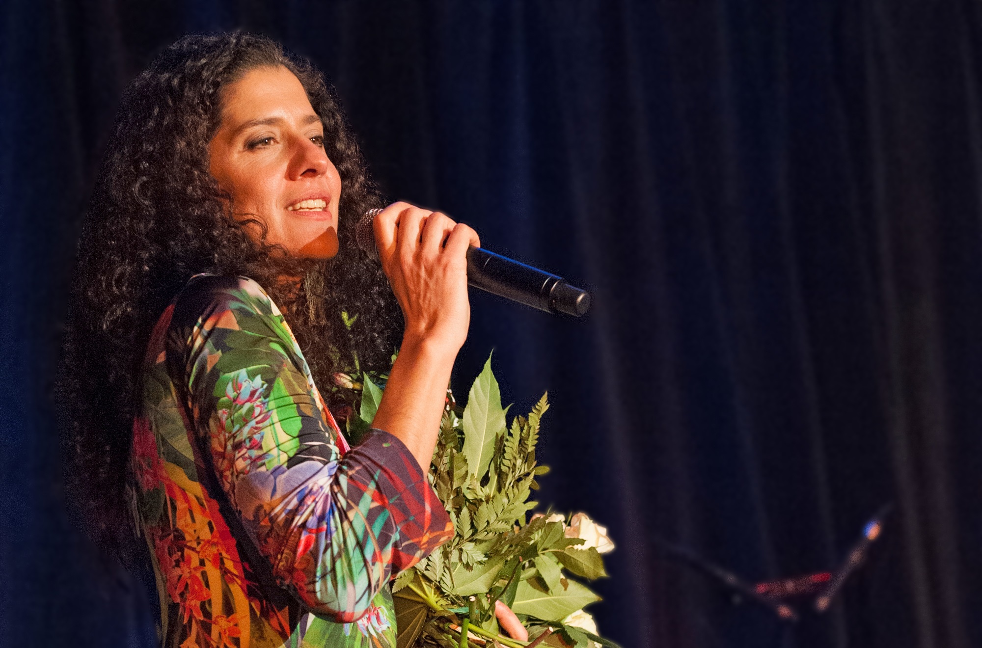Marcia Bittencourt präsentiert gemeinsam mit ihren Musikern den Zauber brasilianischer Musik.
