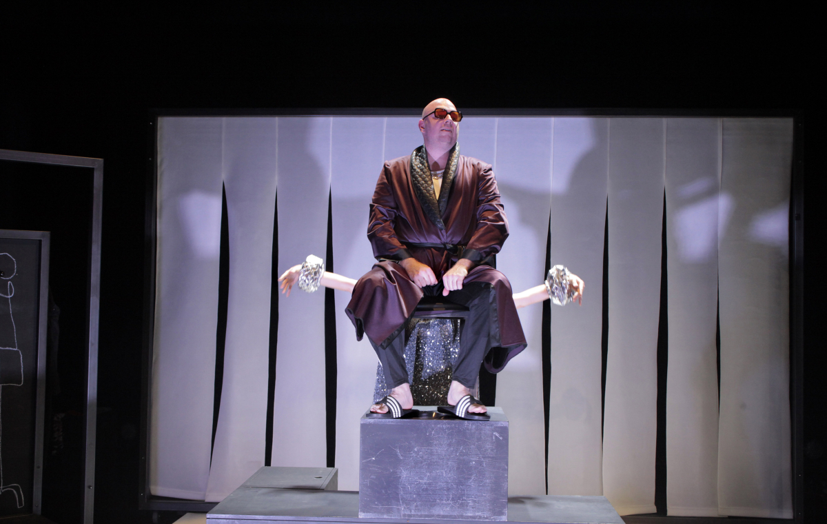 Achtsam Morden - Theater